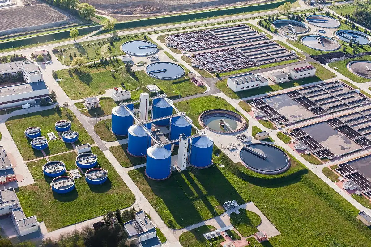 What are the Environmental Impacts of Using Industrial Grade Poly Aluminum Chloride?