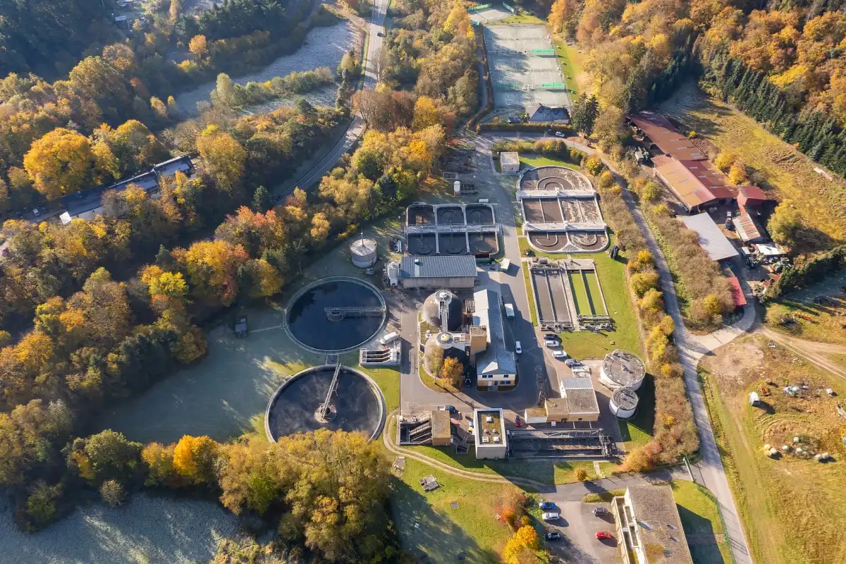 How Does Aluminium Hydroxide Powder Work in Water Treatment?