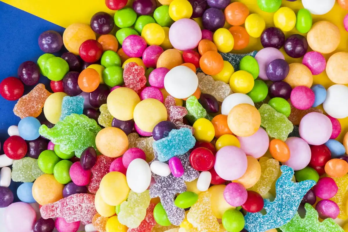 What are the Uses of Food Grade Citric Acid in Food and Beverages?