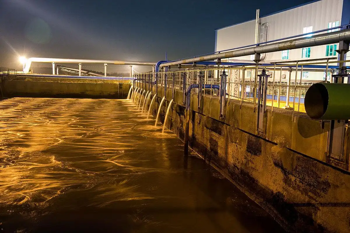 What are the Common Uses of Citric Acid Monohydrate in Industrial Applications?