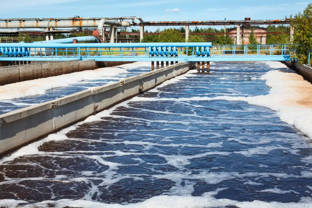What industries use High-efficiency Fluoride Removal Agents?